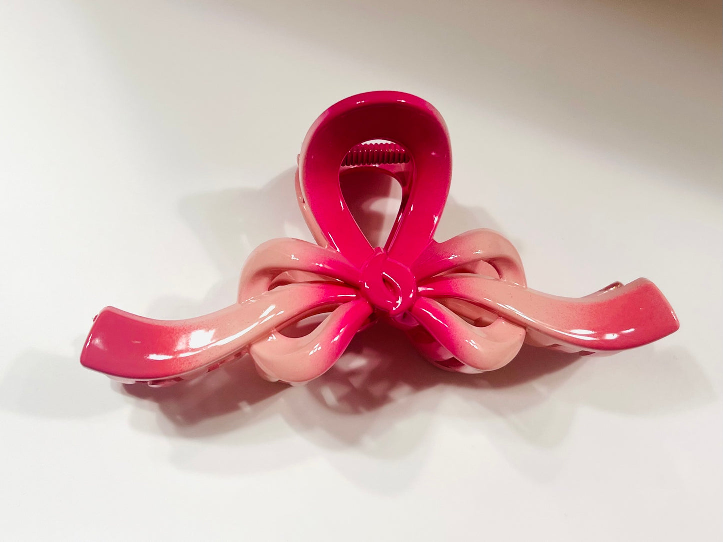 *Bow Clip- Pink Ombré