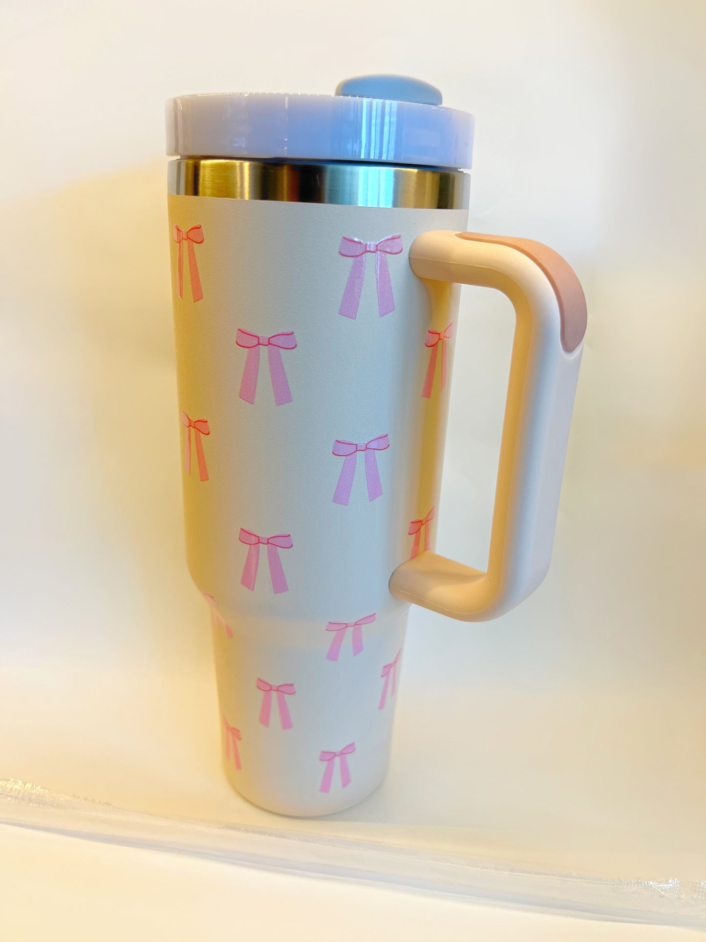 *Bow 40oz Tumbler